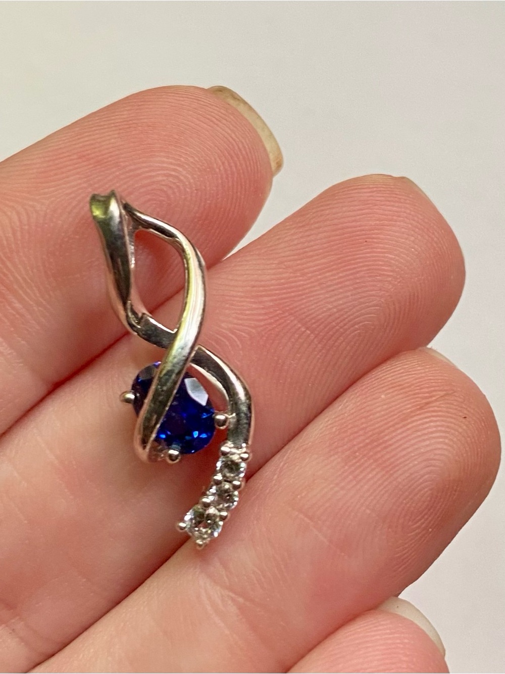 Sterling Silver Blue Cubic Zirconia Pendant